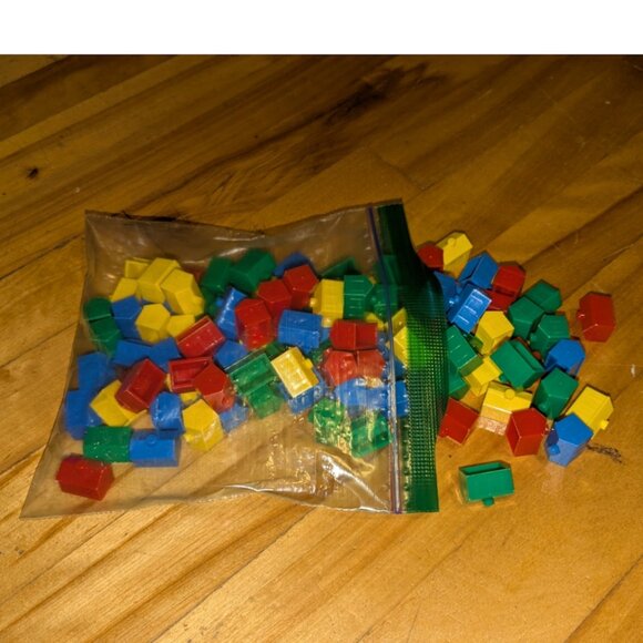 Monopoly Junior | 96 Pieces Plastic Hotels Board Game Replacement Parts - Picture 8 of 8